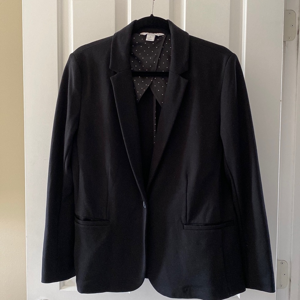 Old Navy Easy care Black Blazer in L | Single button closure | Machine Wash